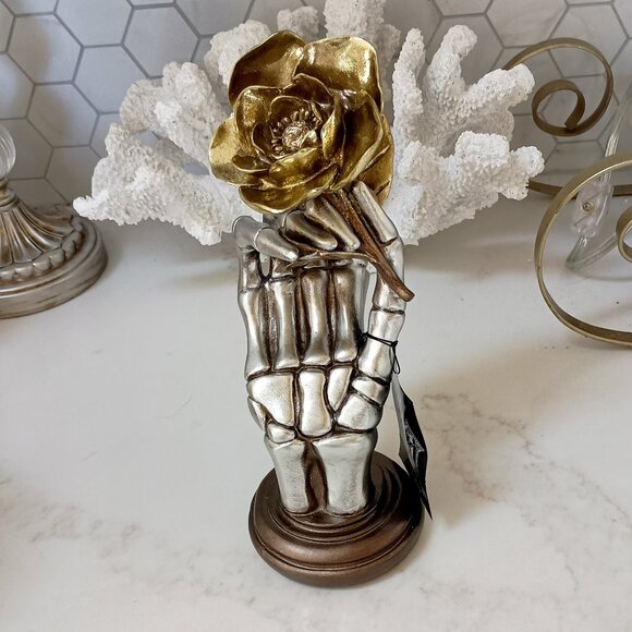 NEW! GOTH GLAM Skeleton HAND W/FLOWER - Picture 2 of 6